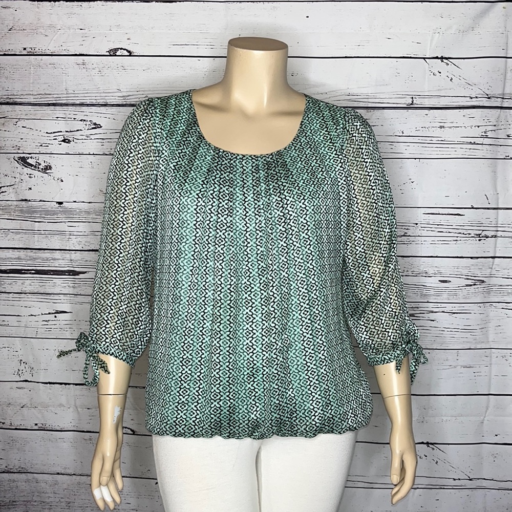 Roz & Ali Size XL Green & Black Printed Keyhole Bubble Hemline Peasant Blouse